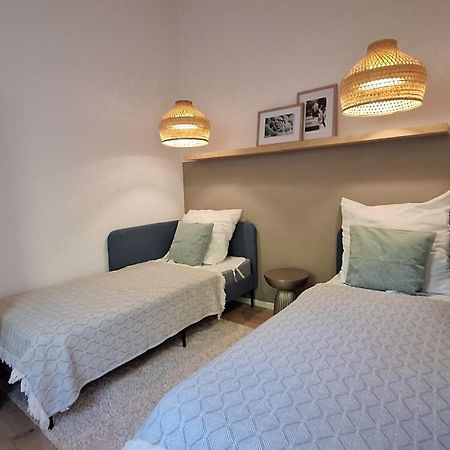 Ferienwohnung Mit 180° Meerblick Dobreć Buitenkant foto