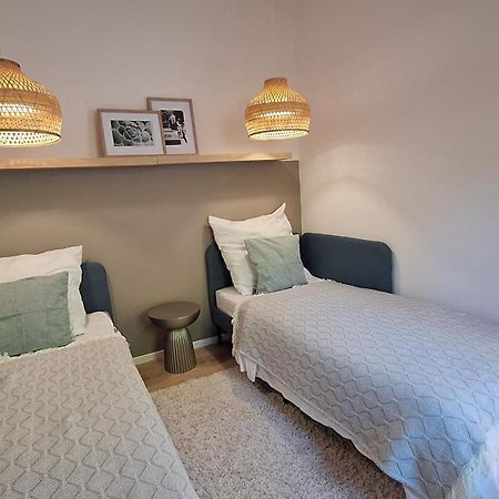 Ferienwohnung Mit 180° Meerblick Dobreć Buitenkant foto