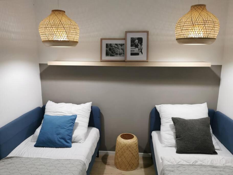 Ferienwohnung Mit 180° Meerblick Dobreć Buitenkant foto