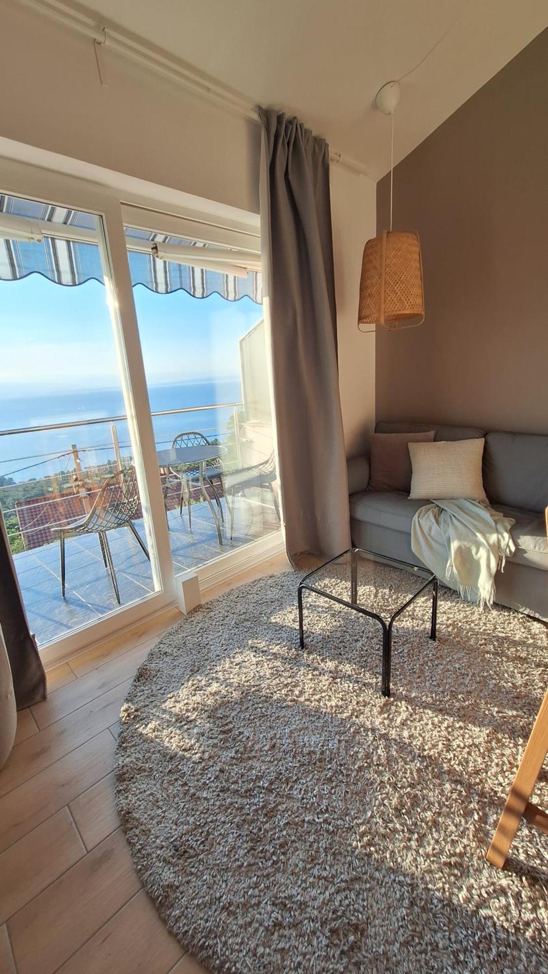 Ferienwohnung Mit 180° Meerblick Dobreć Buitenkant foto