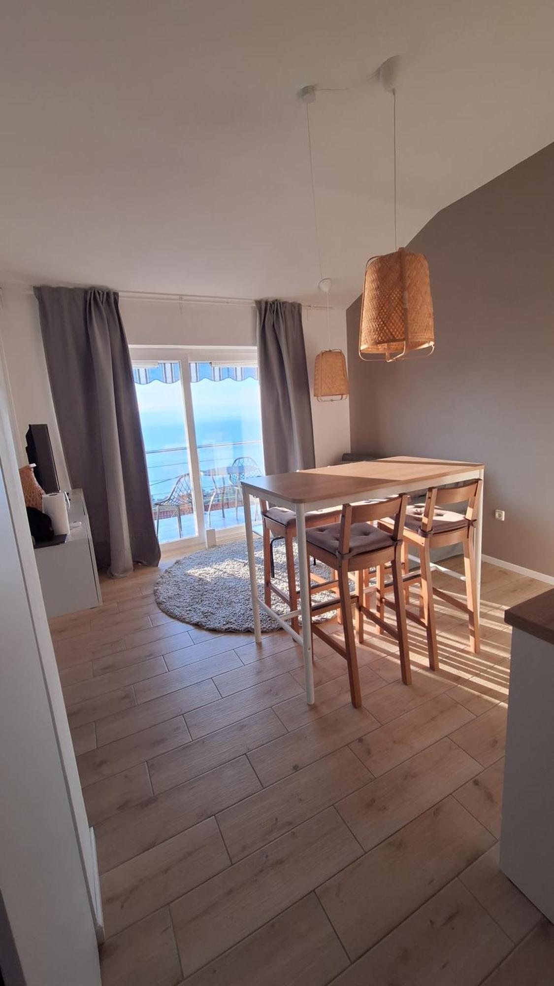 Ferienwohnung Mit 180° Meerblick Dobreć Buitenkant foto